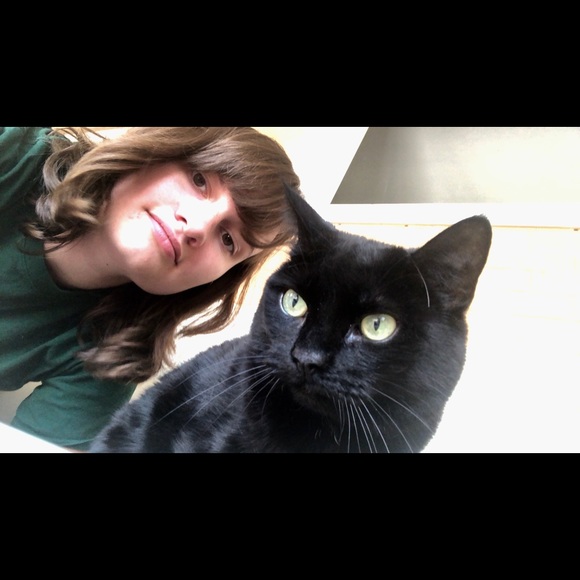 Meet your Posher, Jessica - Picture 1 of 1